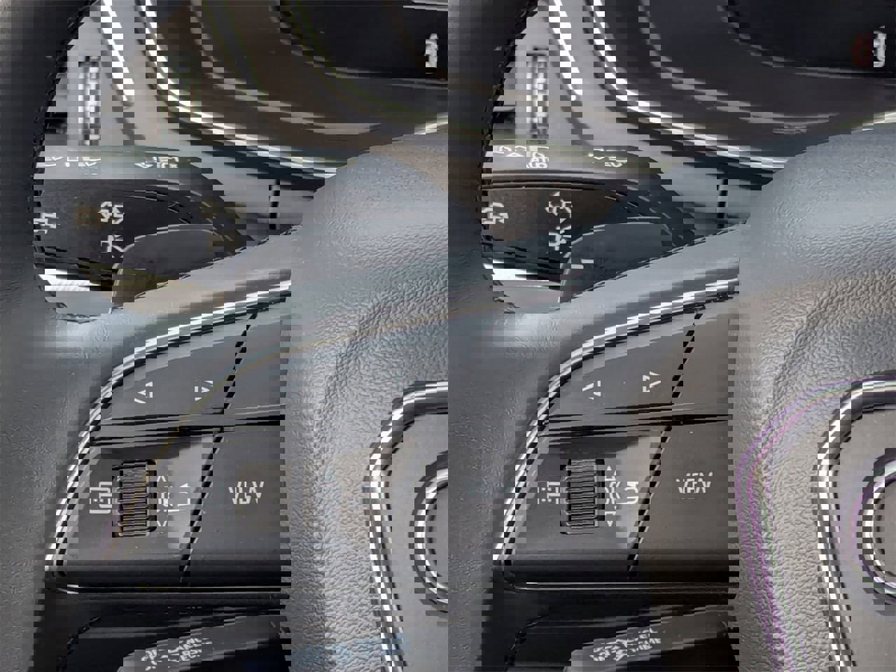 Used 2025 Audi A5 2.0T Premium Plus image 24