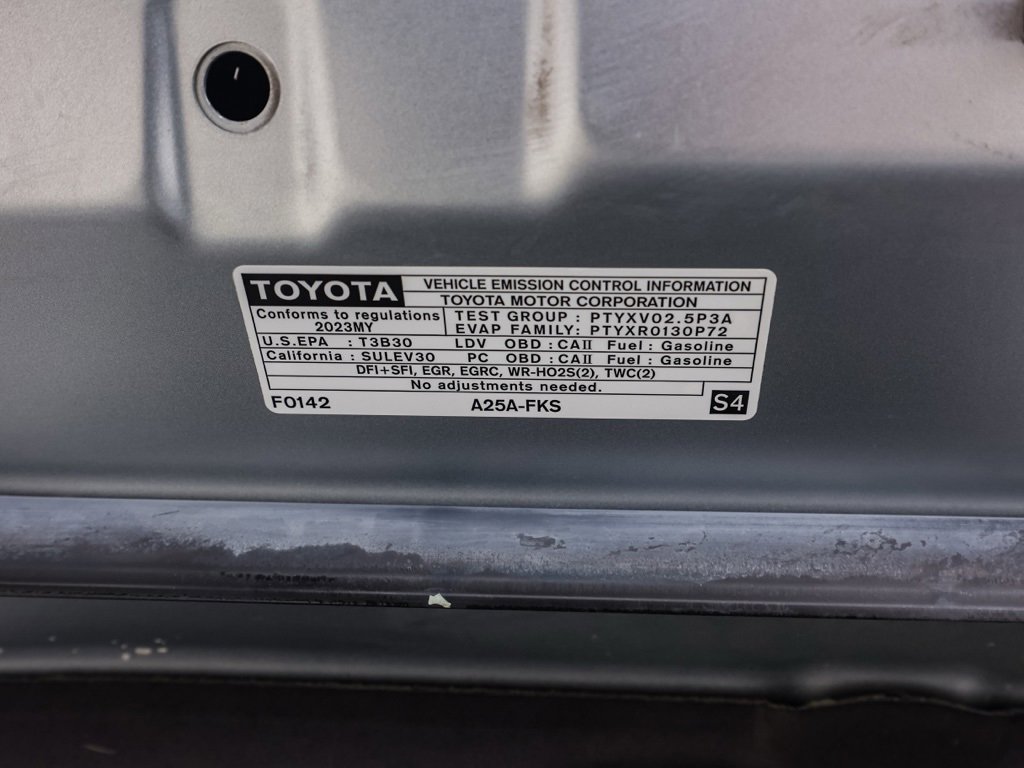 Used 2023 Toyota Camry SE image 31