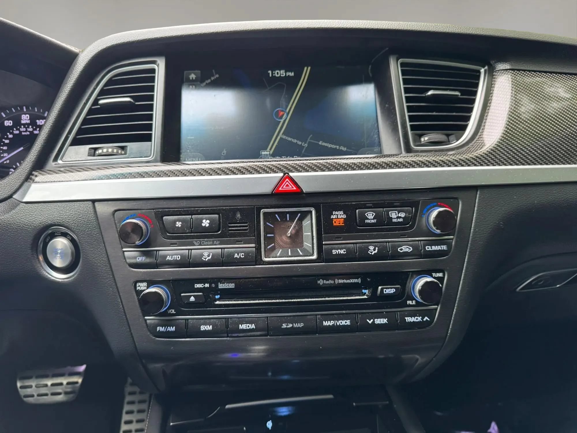 Used 2018 Genesis G80 3.3T Sport RWD image 15