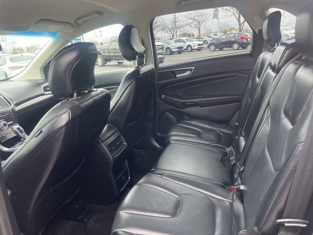 Used 2017 Ford Edge Titanium image 15