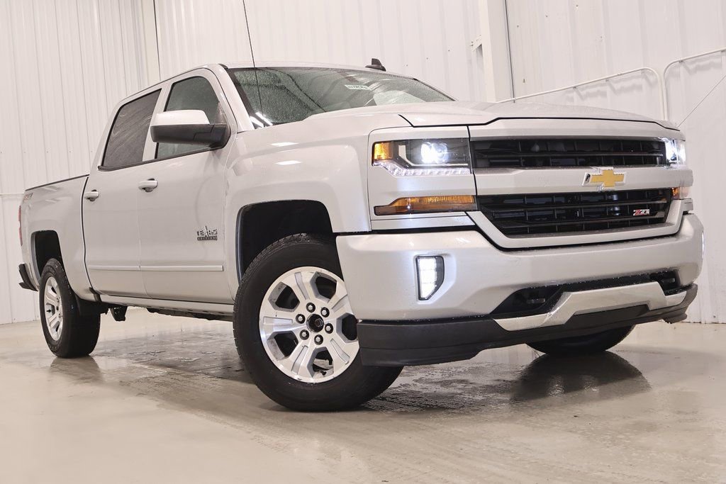 Used 2017 Chevrolet Silverado 1500 LT w/ Texas Edition image 35