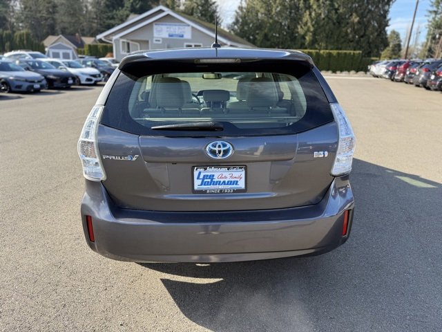 Used 2013 Toyota Prius V Five image 6