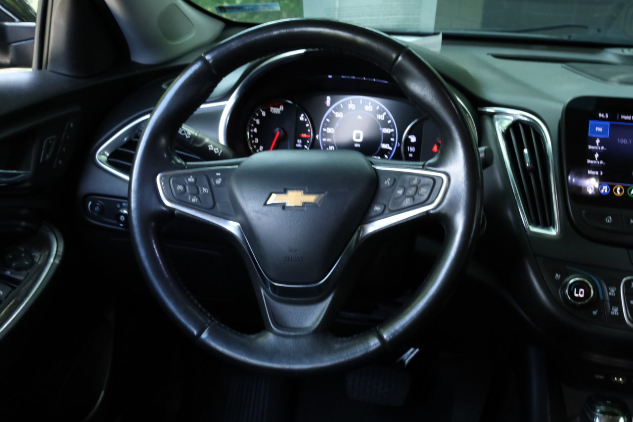Used 2020 Chevrolet Malibu Premier image 6