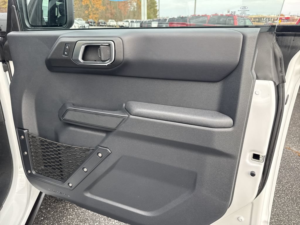 New 2025 Ford Bronco Badlands w/ Sasquatch Package AWD/4WD image 15
