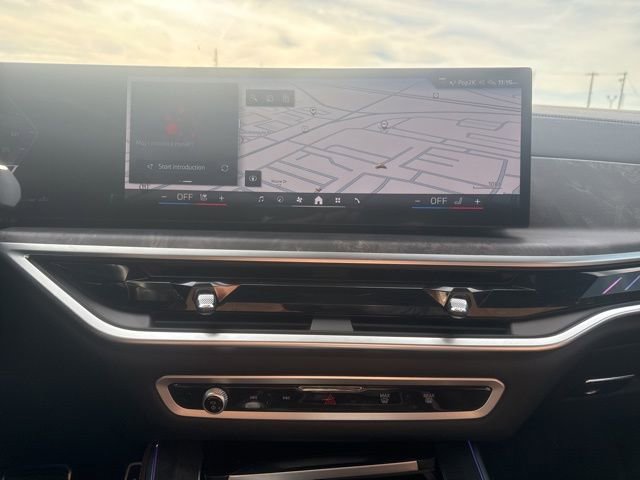 Used 2025 BMW X5 M60i w/ Executive Package image 16