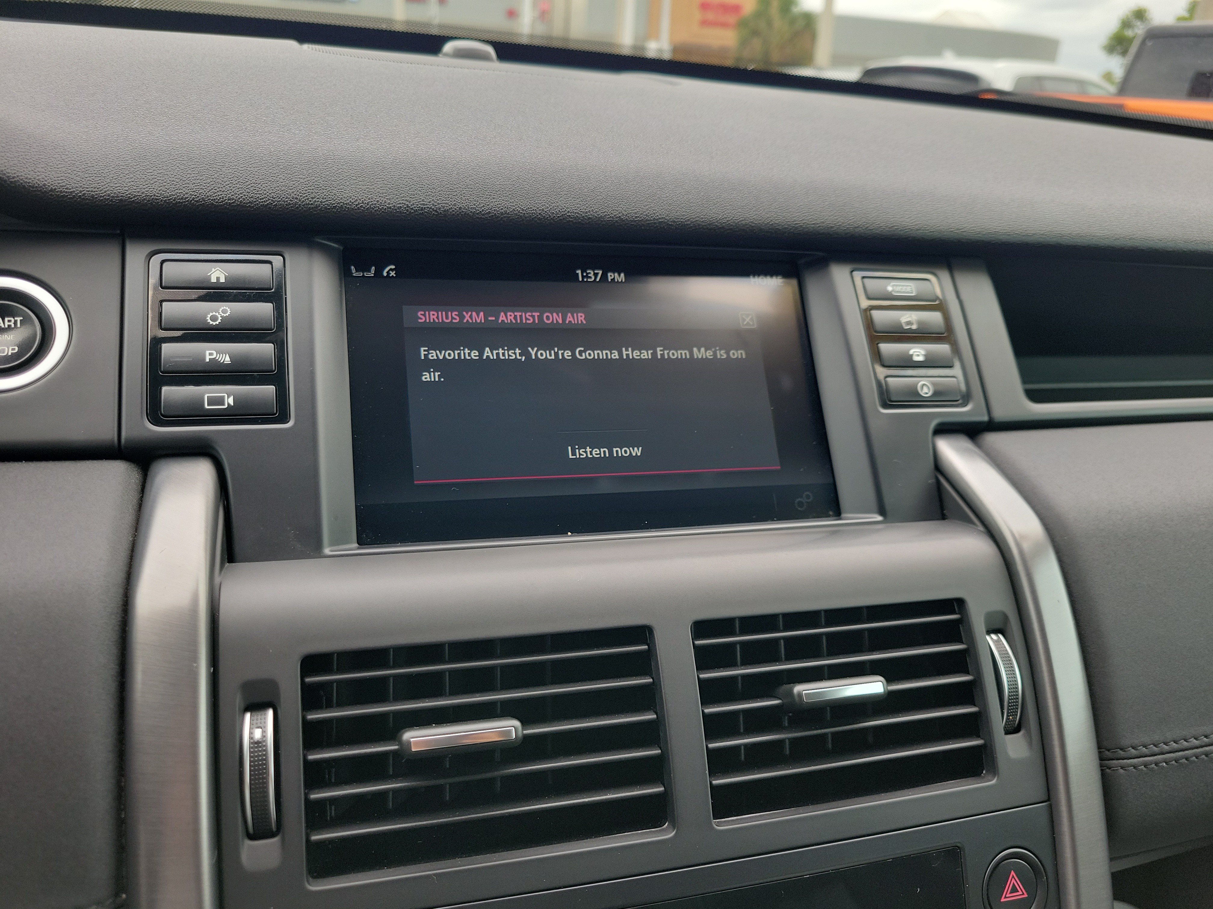 Used 2019 Land Rover Discovery Sport HSE AWD/4WD image 19