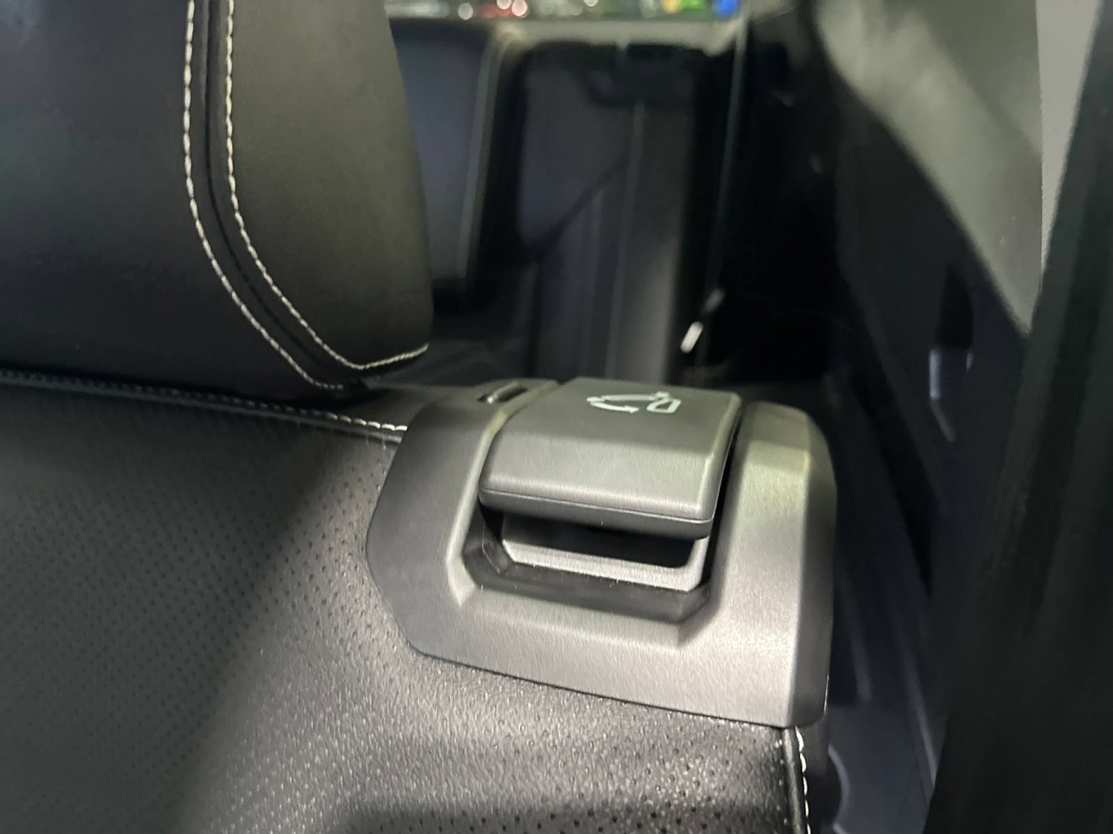 Certified 2026 Volkswagen Atlas SE AWD/4WD image 25