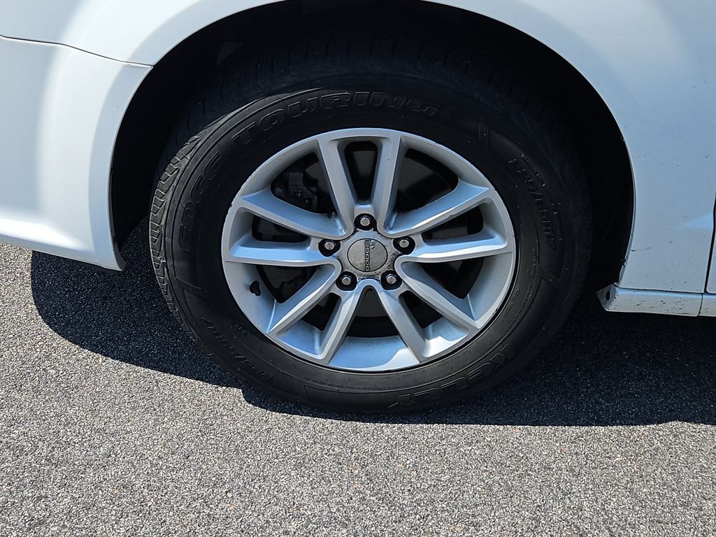 Used 2019 Dodge Grand Caravan SXT FWD image 5
