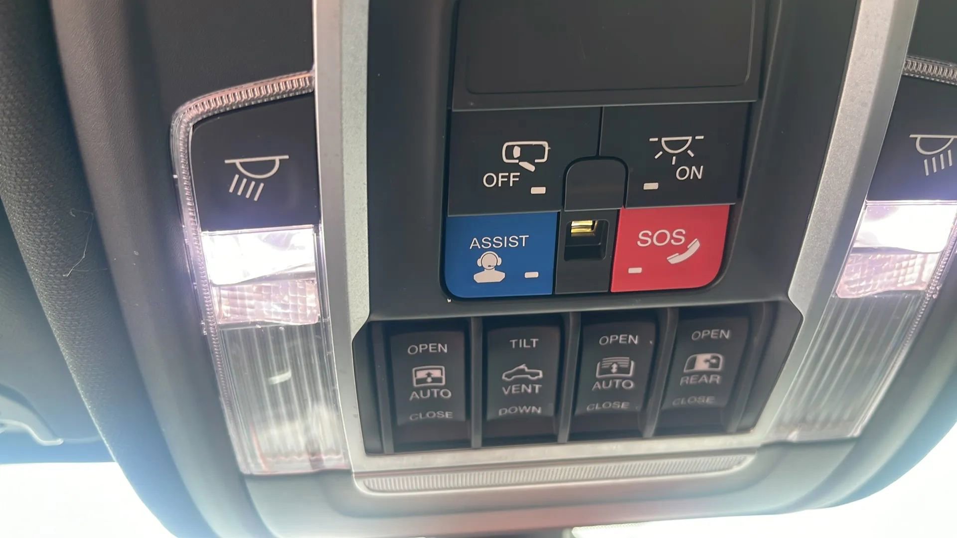 Used 2019 RAM 1500 Rebel w/ Rebel Level 2 Equipment Group AWD/4WD image 15