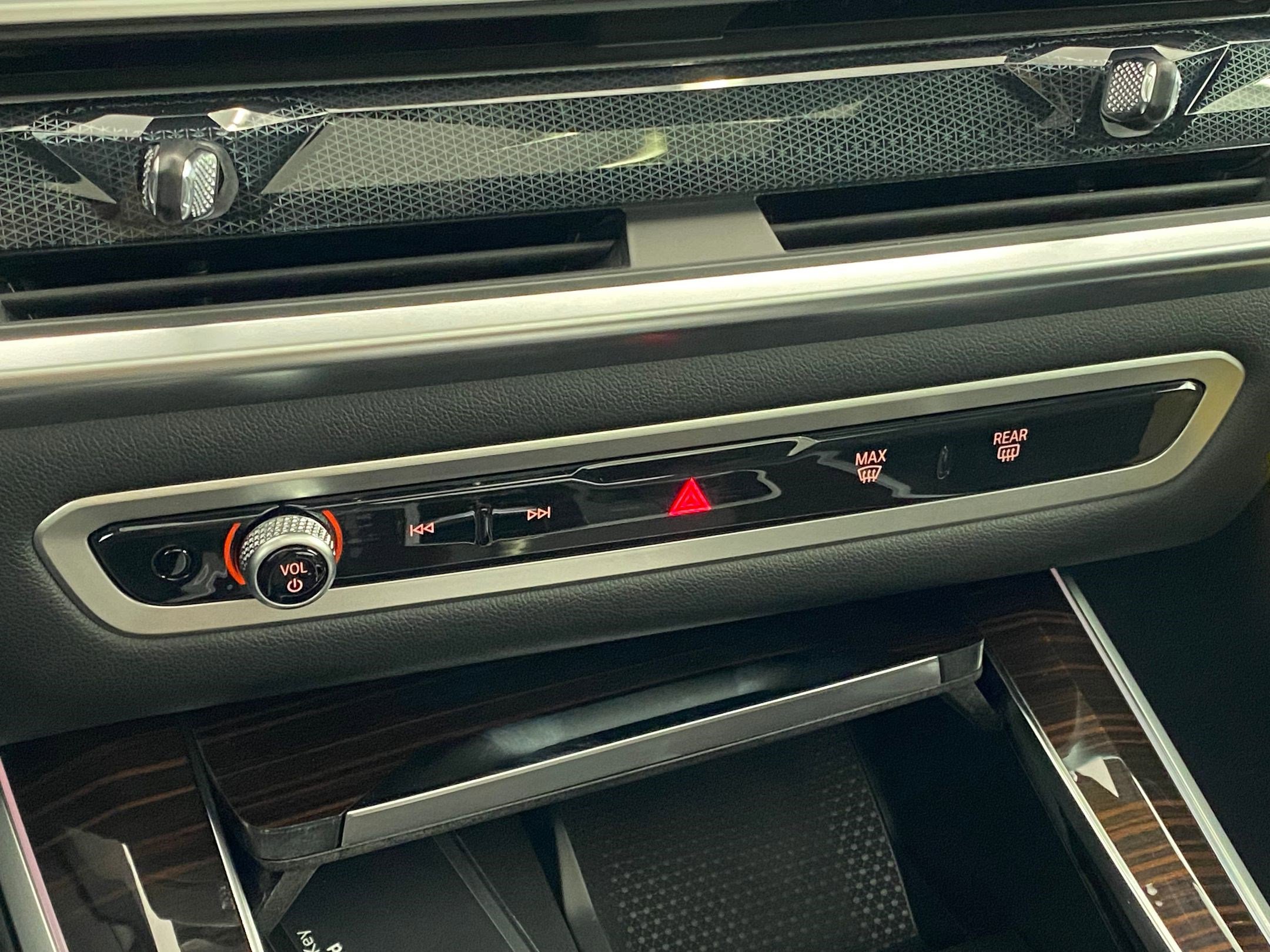 Used 2026 BMW X5 xDrive40i w/ Premium Package image 18