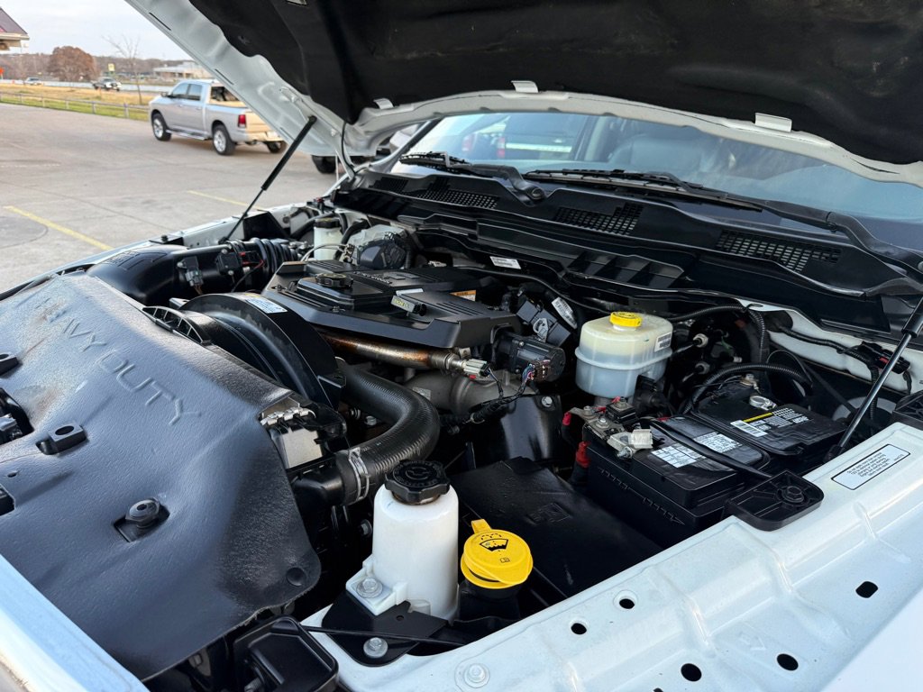 Used 2017 RAM 3500 Lone Star image 37