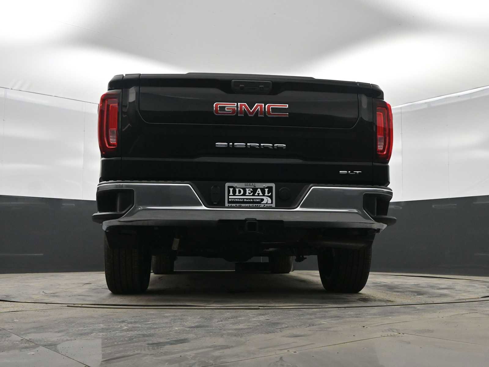 New 2026 GMC Sierra 1500 SLT w/ SLT Premium Package image 35