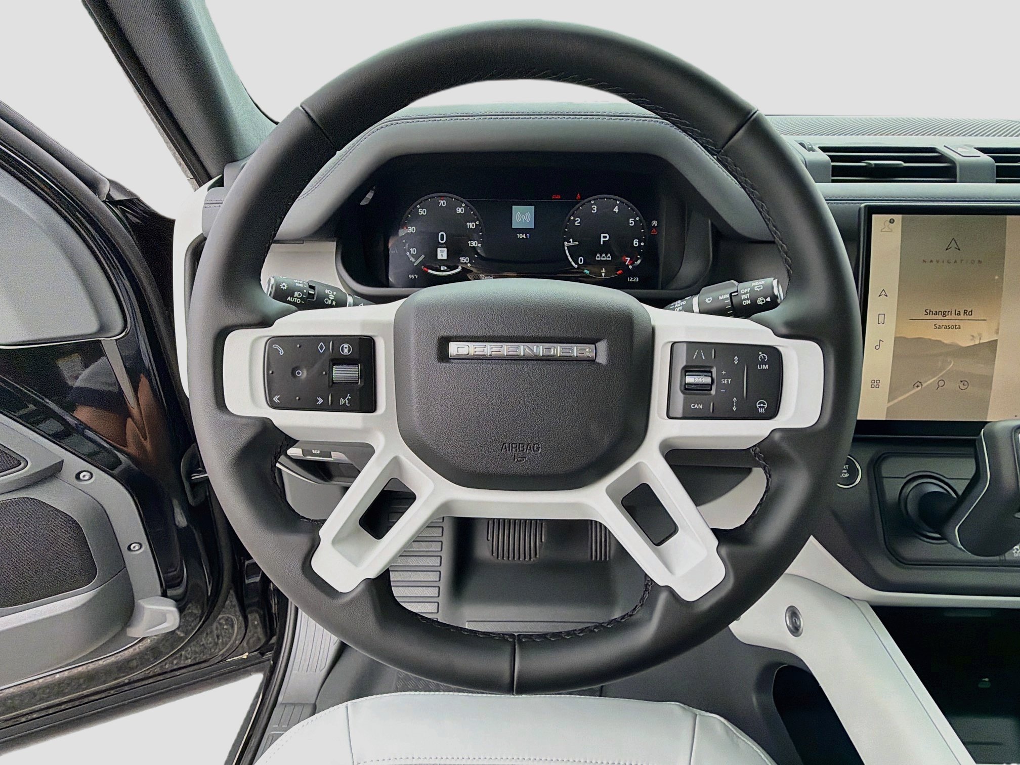 New 2026 Land Rover Defender 110 S AWD/4WD image 40