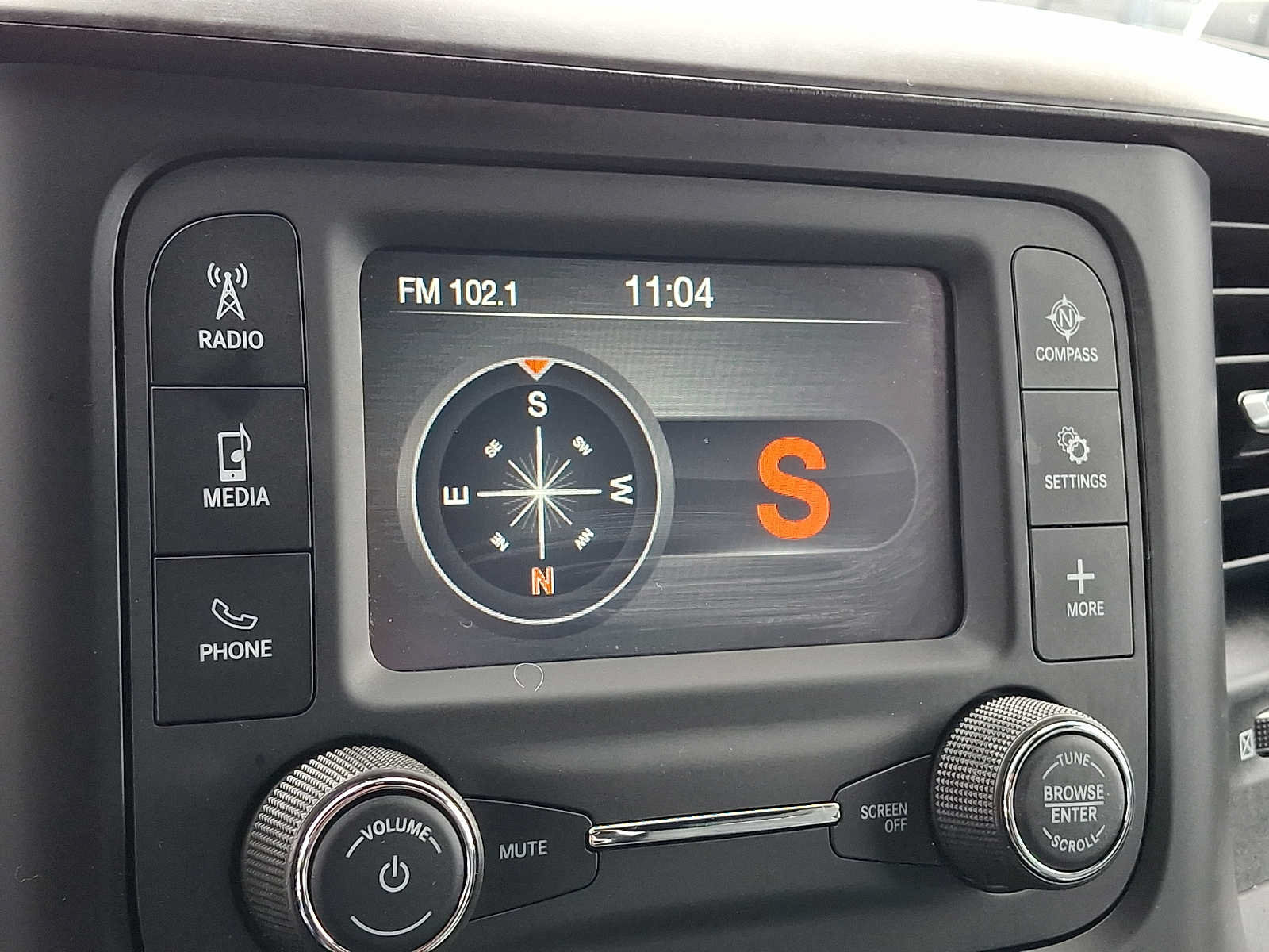 Used 2022 RAM 1500 Big Horn AWD/4WD image 24