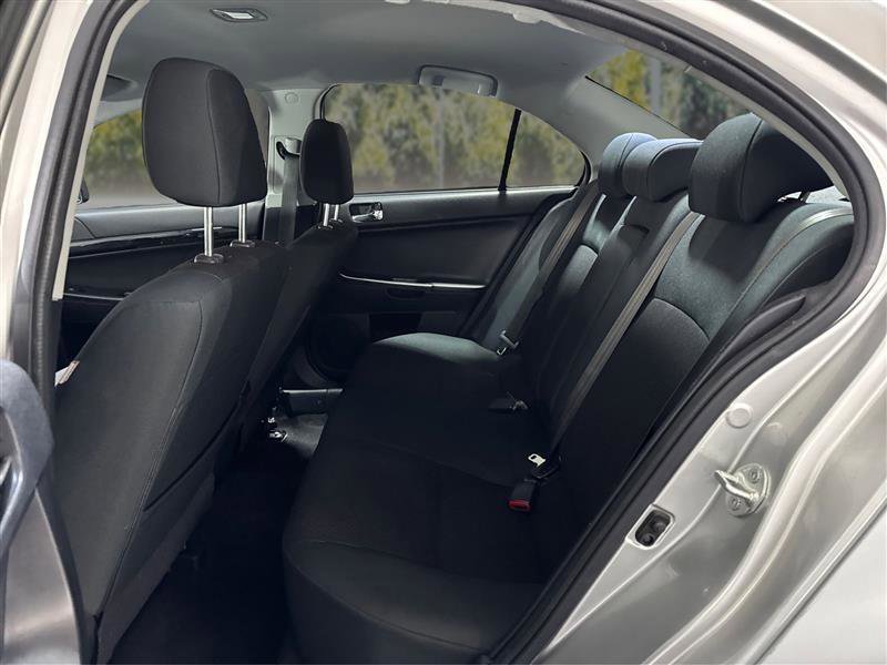 Used 2016 Mitsubishi Lancer ES image 10