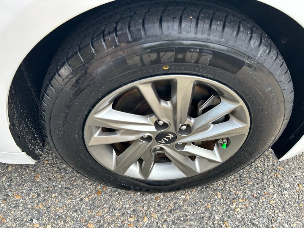 Used 2019 Kia Optima LX FWD image 26