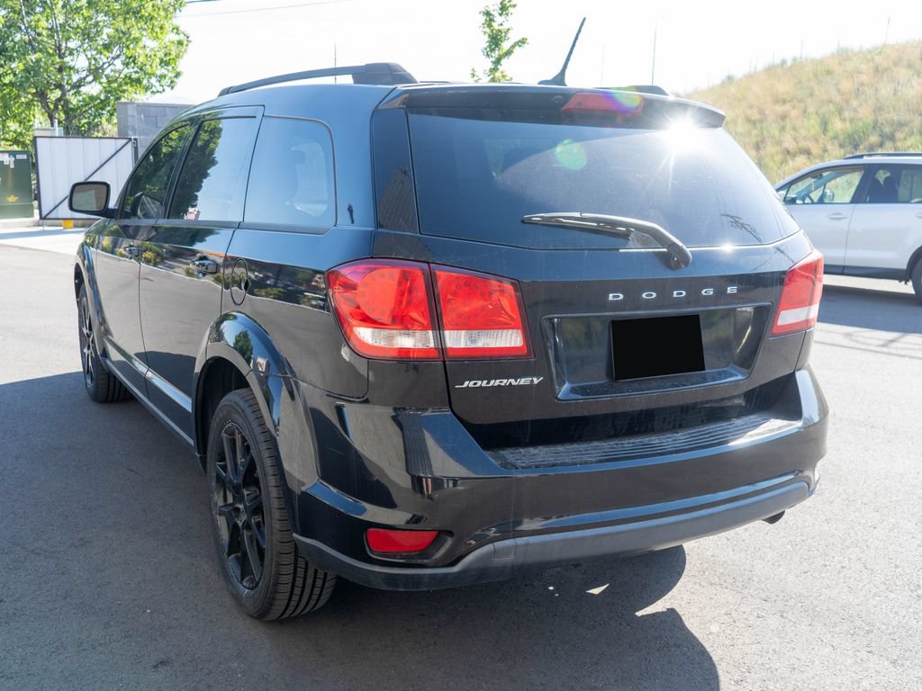 Used 2015 Dodge Journey SXT w/ Flexible Seating Group FWD image 5