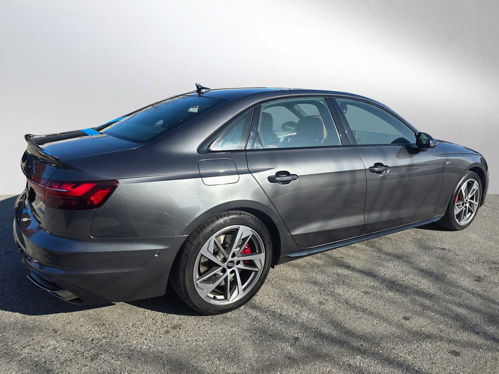 Used 2024 Audi A4 2.0T Prestige image 3