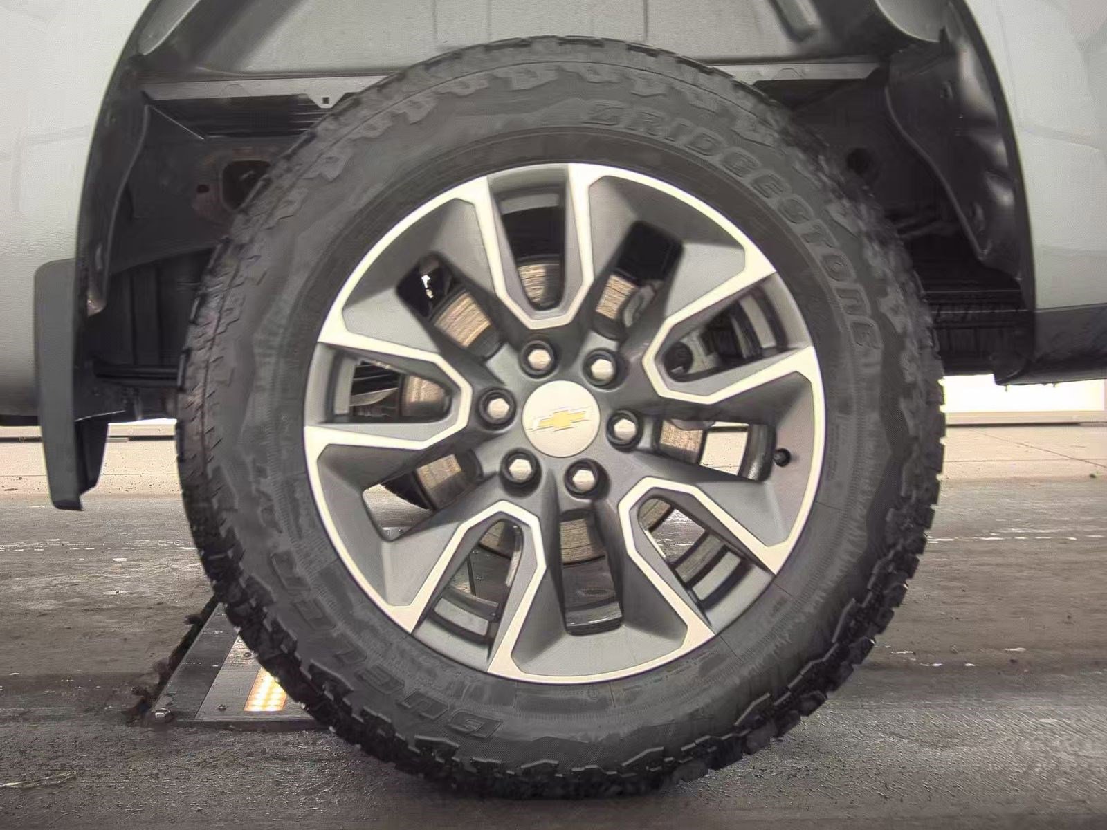 Used 2023 Chevrolet Silverado 1500 LT image 13