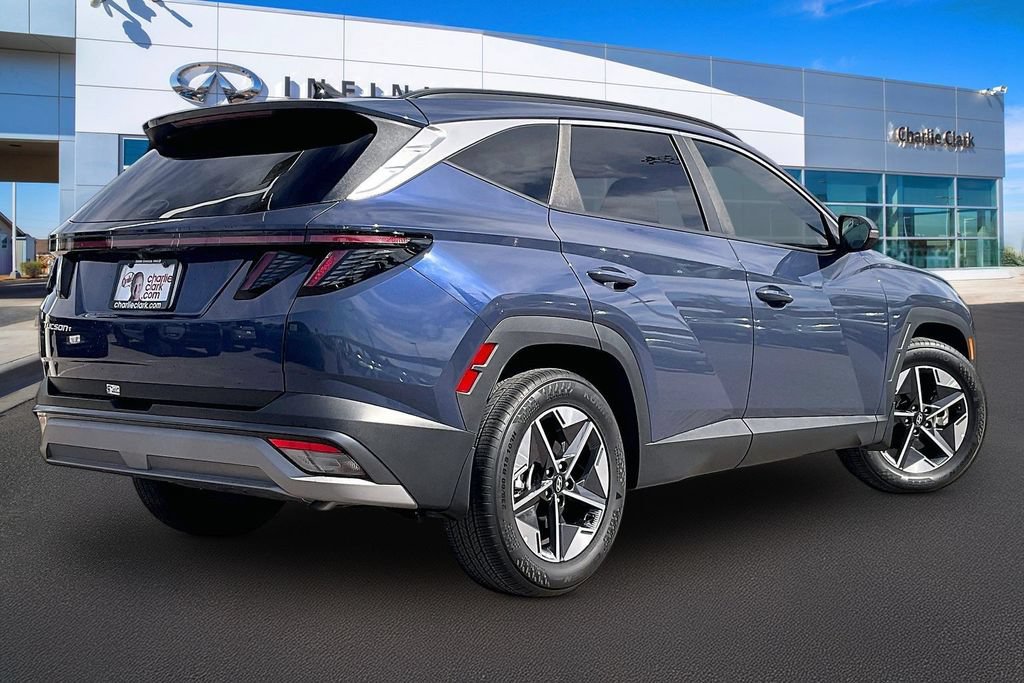 Used 2025 Hyundai Tucson SEL FWD image 2