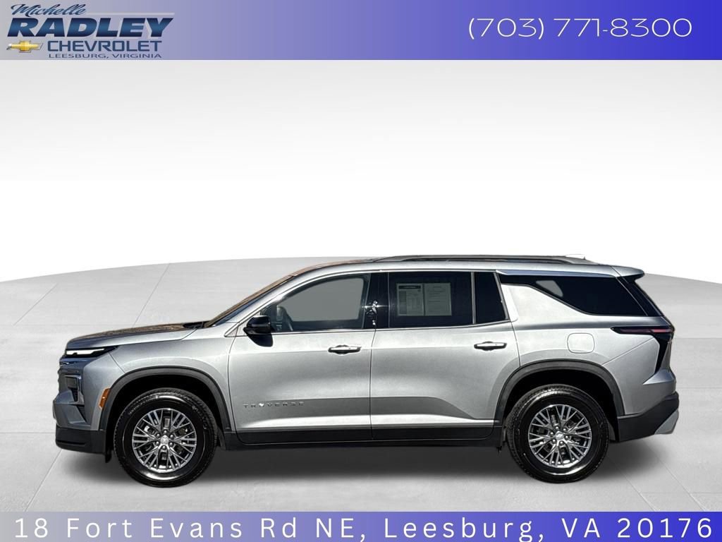Certified 2026 Chevrolet Traverse LT image 2