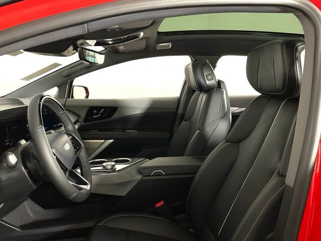 Used 2026 Cadillac Optiq Sport 2 image 27