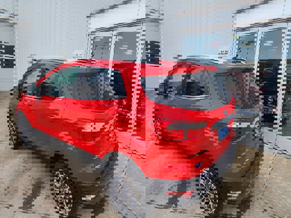 Used 2019 Ford EcoSport Titanium image 3