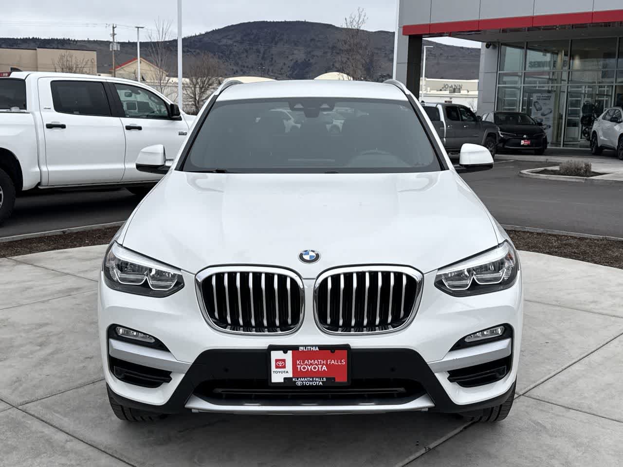 Used 2019 BMW X3 xDrive30i w/ Driving Assistance Package AWD/4WD image 3