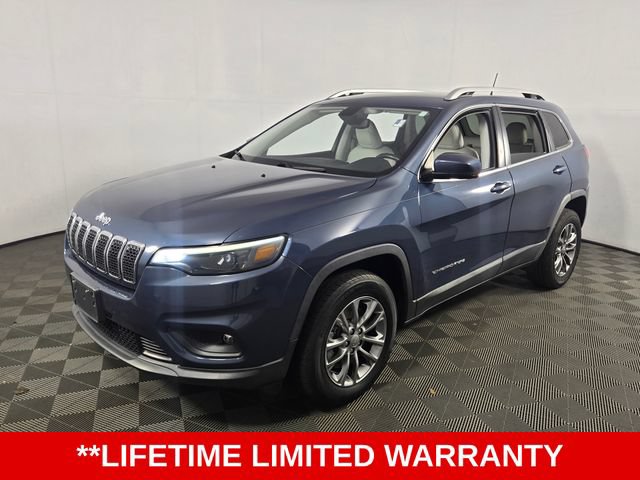 Used 2020 Jeep Cherokee Latitude Plus w/ Comfort/Convenience Group AWD/4WD image 3