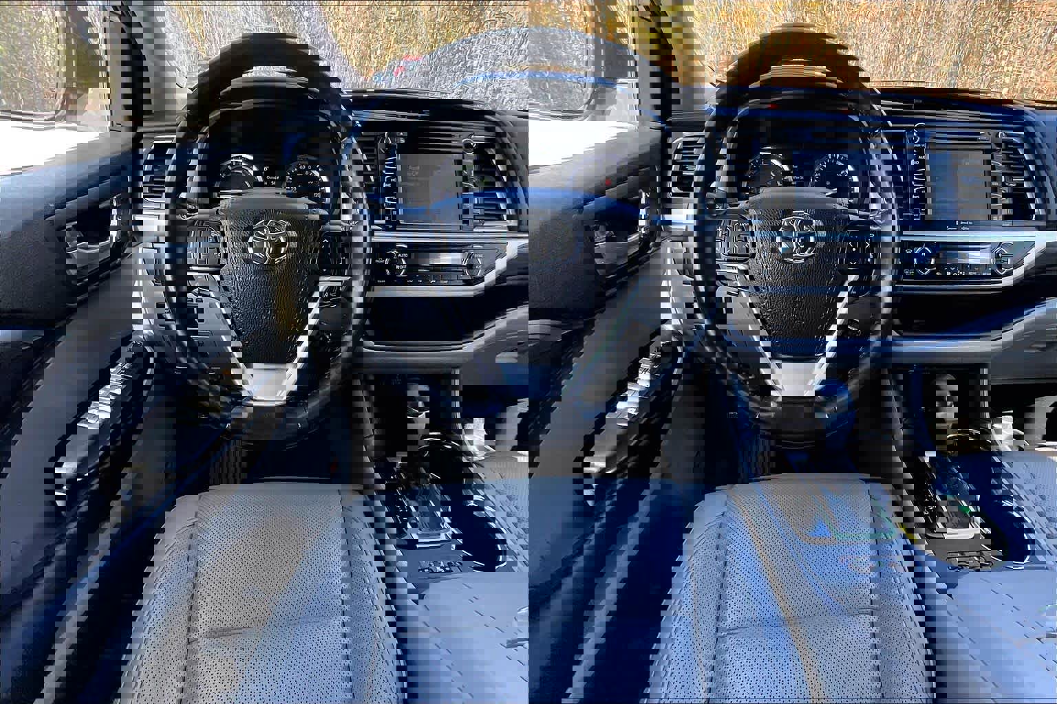 Used 2018 Toyota Highlander Limited Platinum image 6