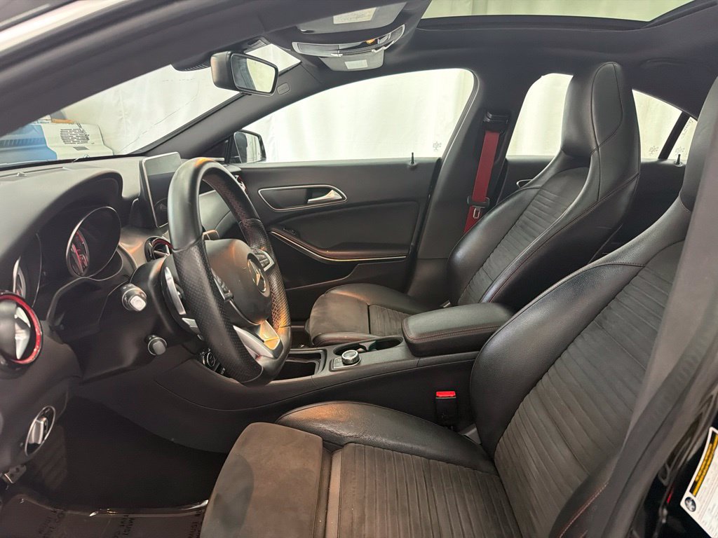 Used 2016 Mercedes-Benz CLA 250 image 12