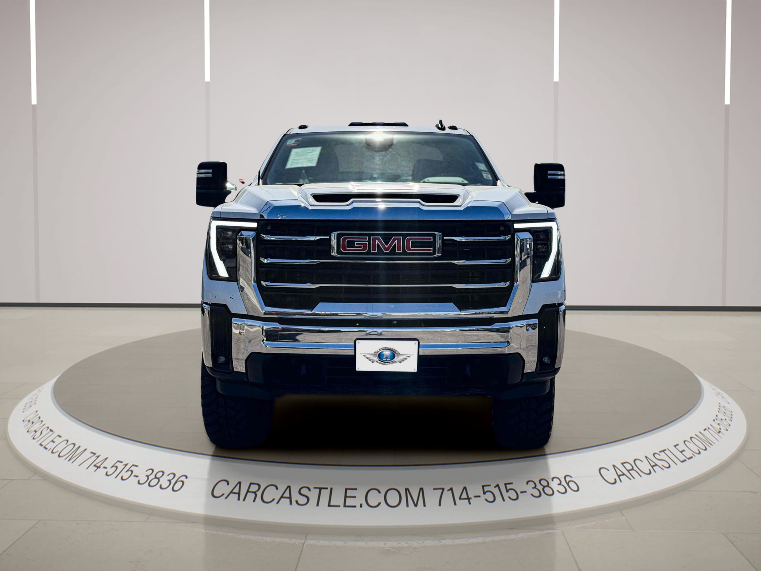 Used 2024 GMC Sierra 2500 SLE w/ SLE Convenience Package AWD/4WD image 2