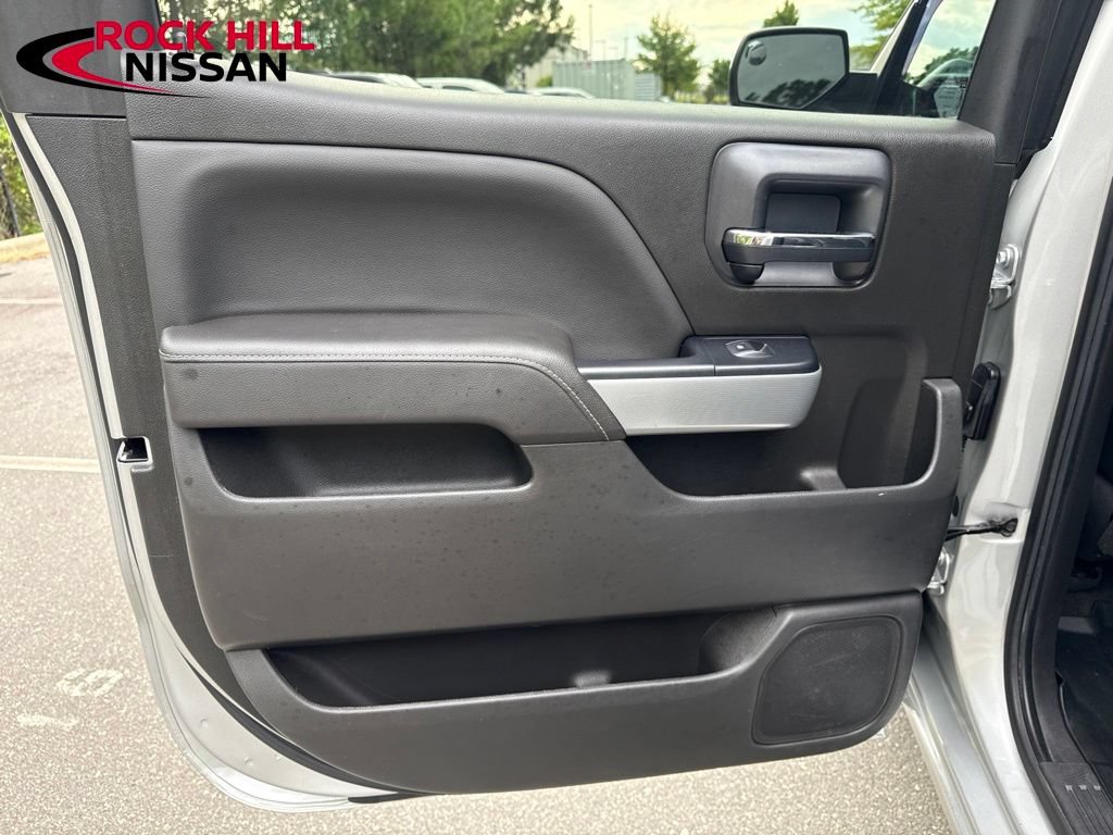 Used 2018 Chevrolet Silverado 1500 LT w/ All Star Edition AWD/4WD image 26