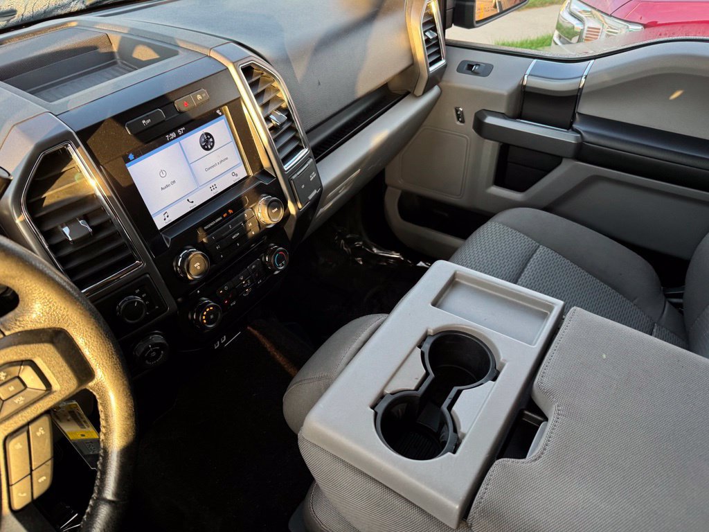 Used 2016 Ford F150 XLT w/ Equipment Group 302A Luxury AWD/4WD image 17