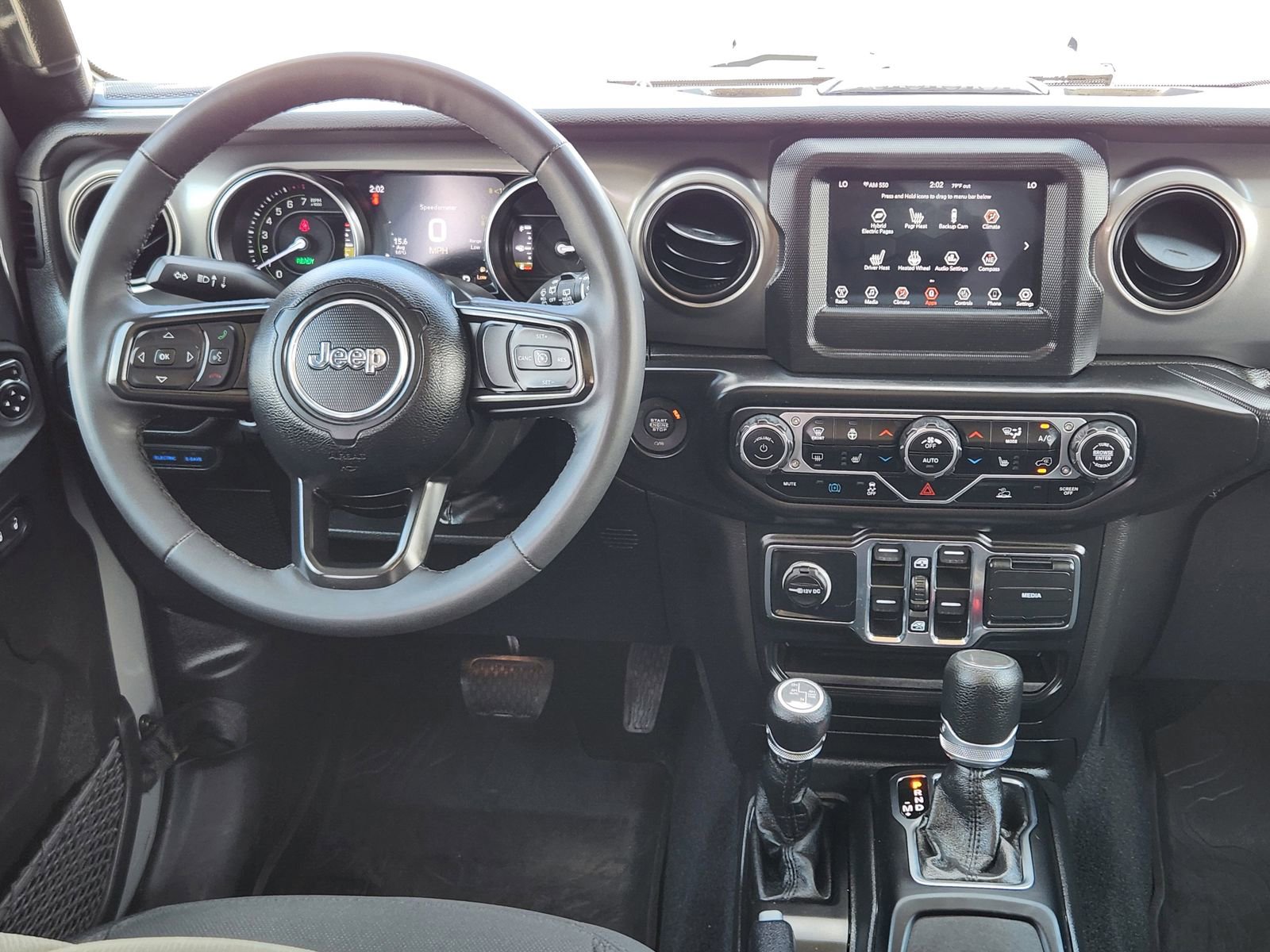 Used 2023 Jeep Wrangler Unlimited w/ Cold Weather Group AWD/4WD image 28