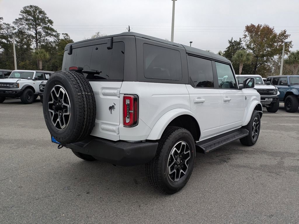 New 2025 Ford Bronco Outer Banks image 4
