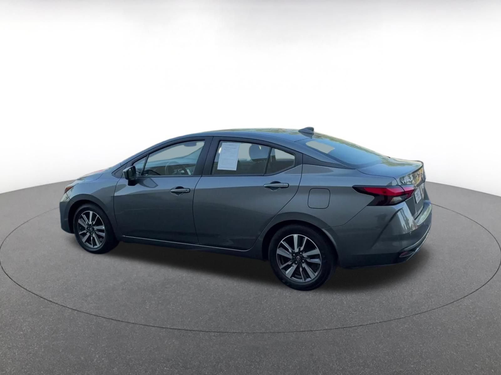Used 2025 Nissan Versa SV FWD image 9
