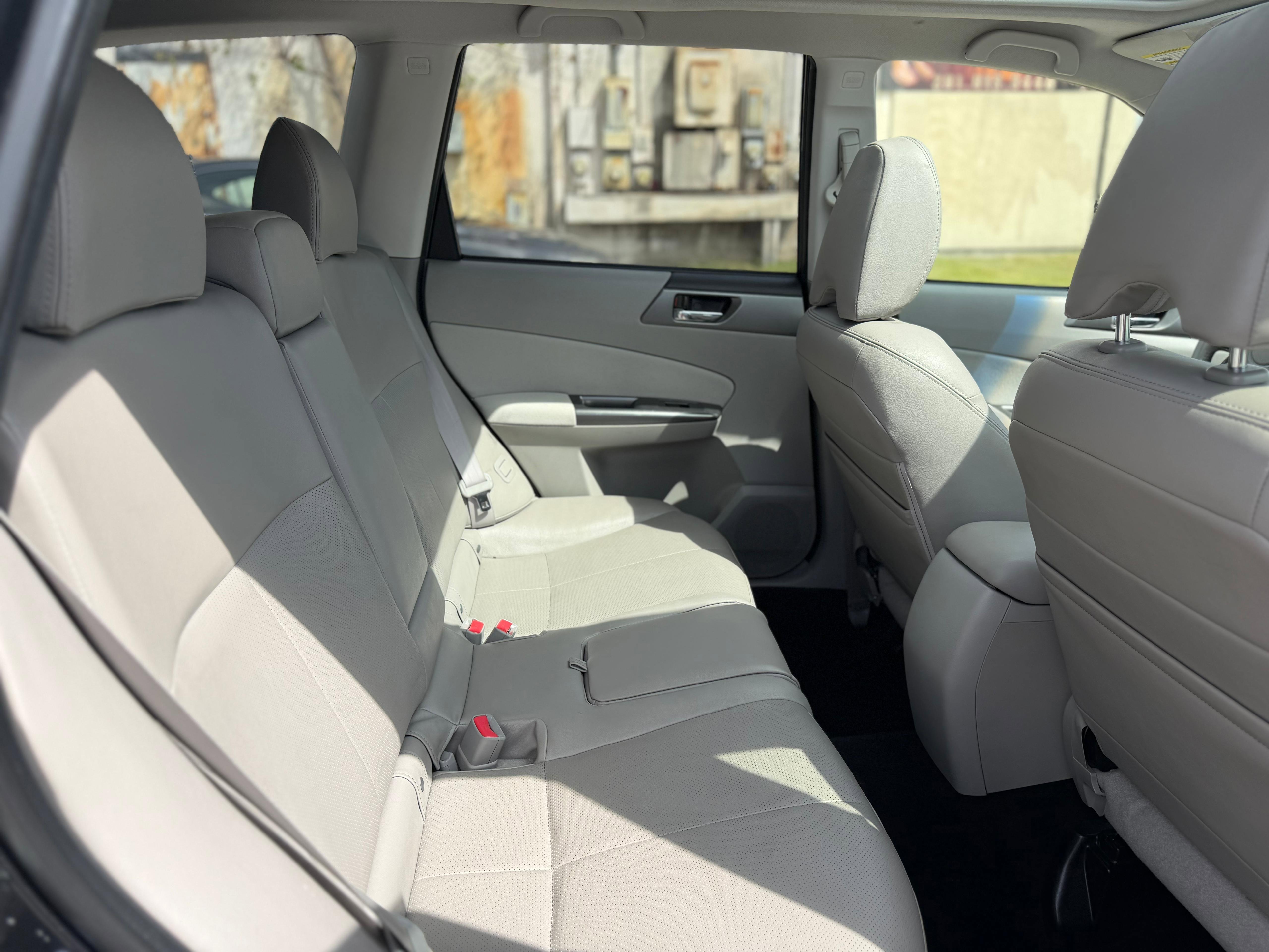 Used 2013 Subaru Forester 2.5X Touring AWD/4WD image 12
