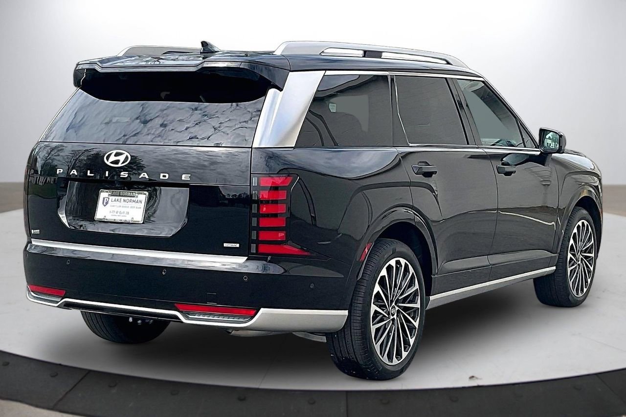 Used 2026 Hyundai Palisade Calligraphy image 9