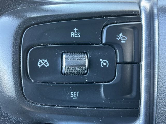 Used 2021 GMC Yukon XL SLE image 12