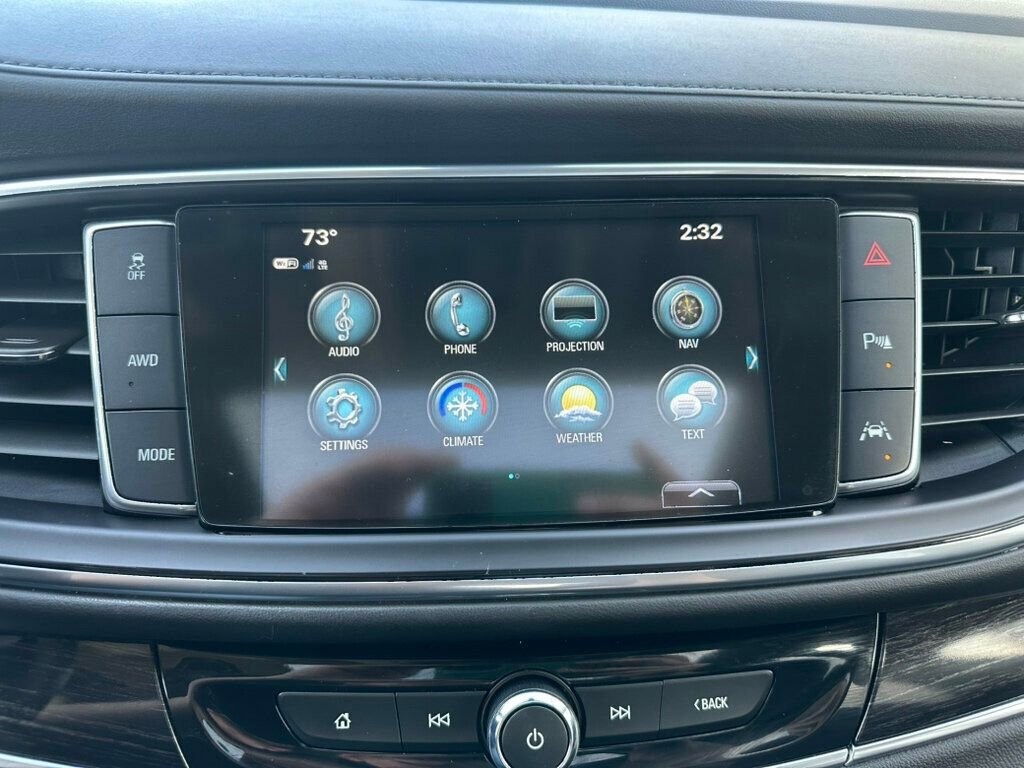 Used 2019 Buick Enclave Avenir w/ Avenir Technology Package AWD/4WD image 19
