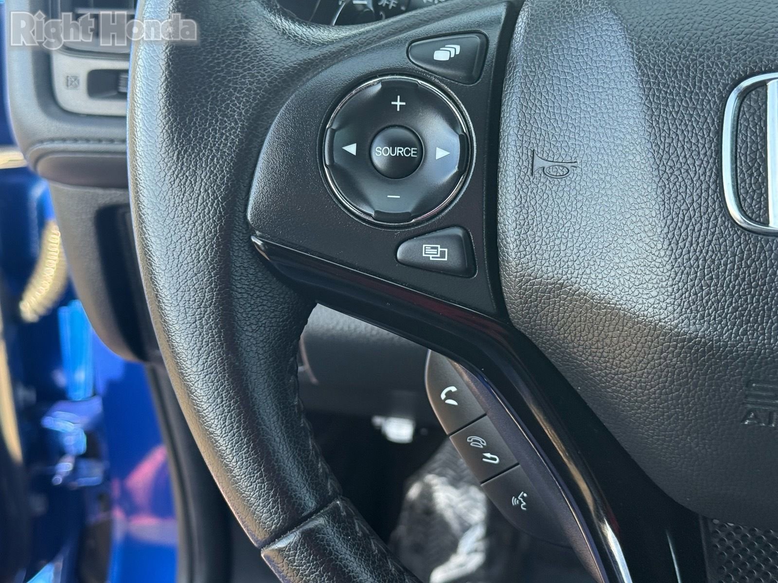 Used 2022 Honda HR-V Sport image 16