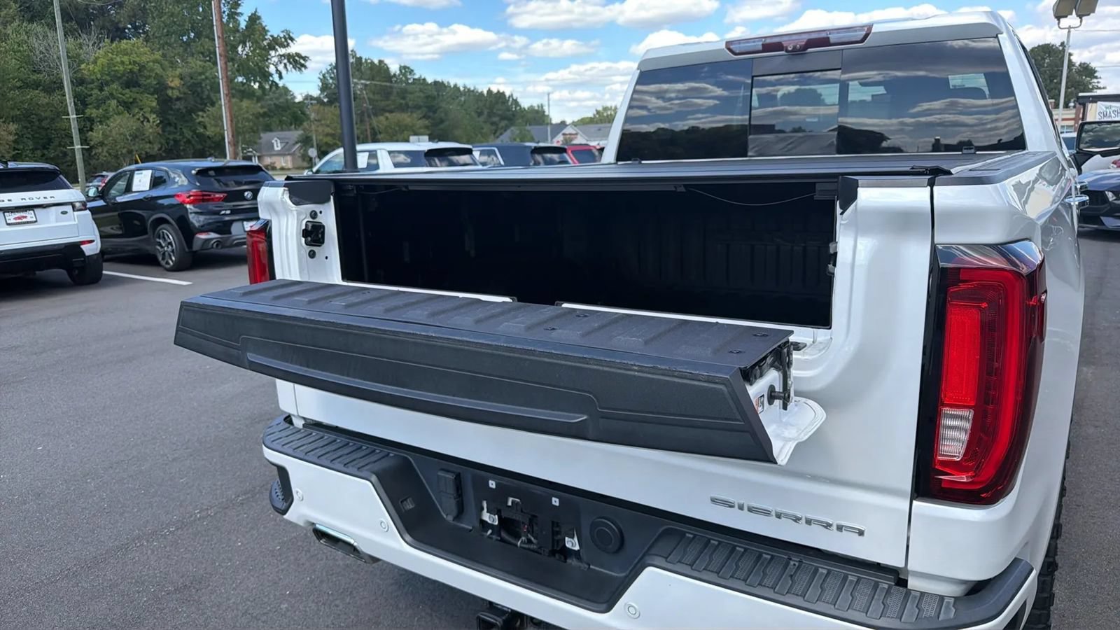 Used 2020 GMC Sierra 1500 Denali w/ Denali Ultimate Package AWD/4WD image 24
