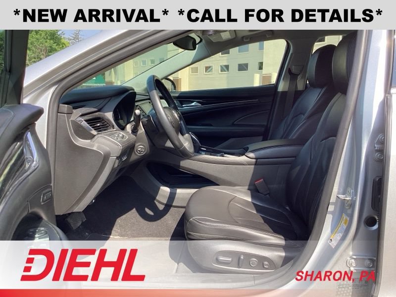 Used 2018 Buick LaCrosse Premium w/ Driver Confidence Package #2 AWD/4WD image 9