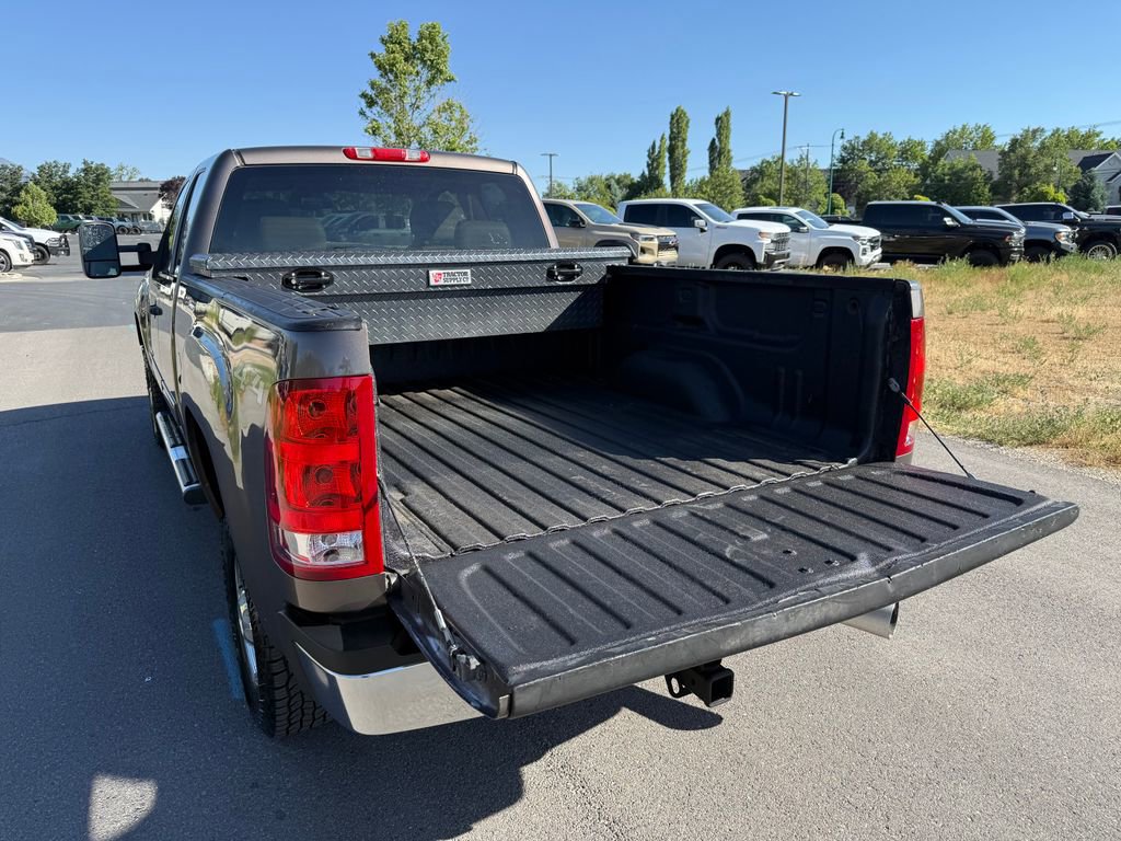 Used 2008 GMC Sierra 2500 SLE AWD/4WD image 13