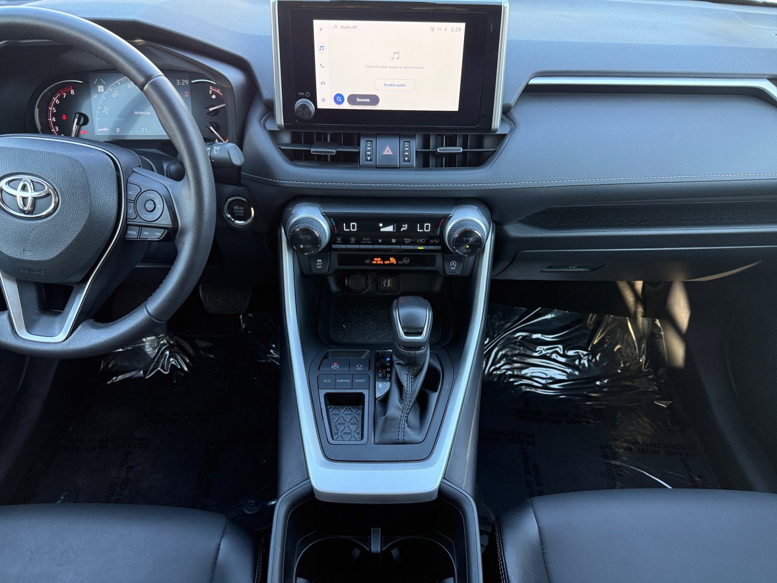 Used 2023 Toyota RAV4 XLE Premium image 11