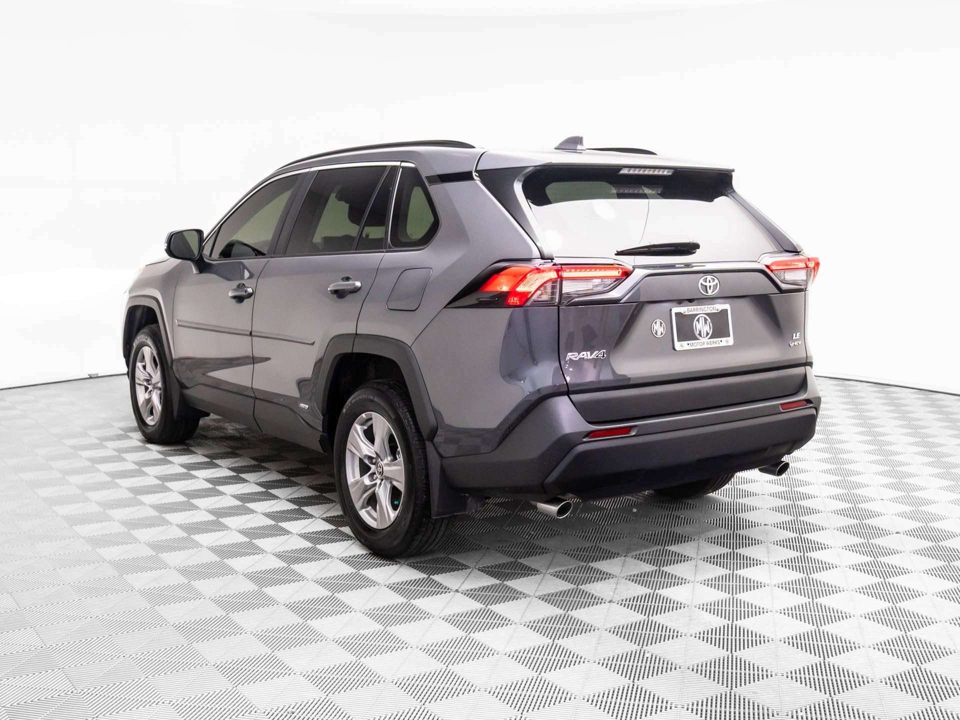 Used 2025 Toyota RAV4 LE image 6