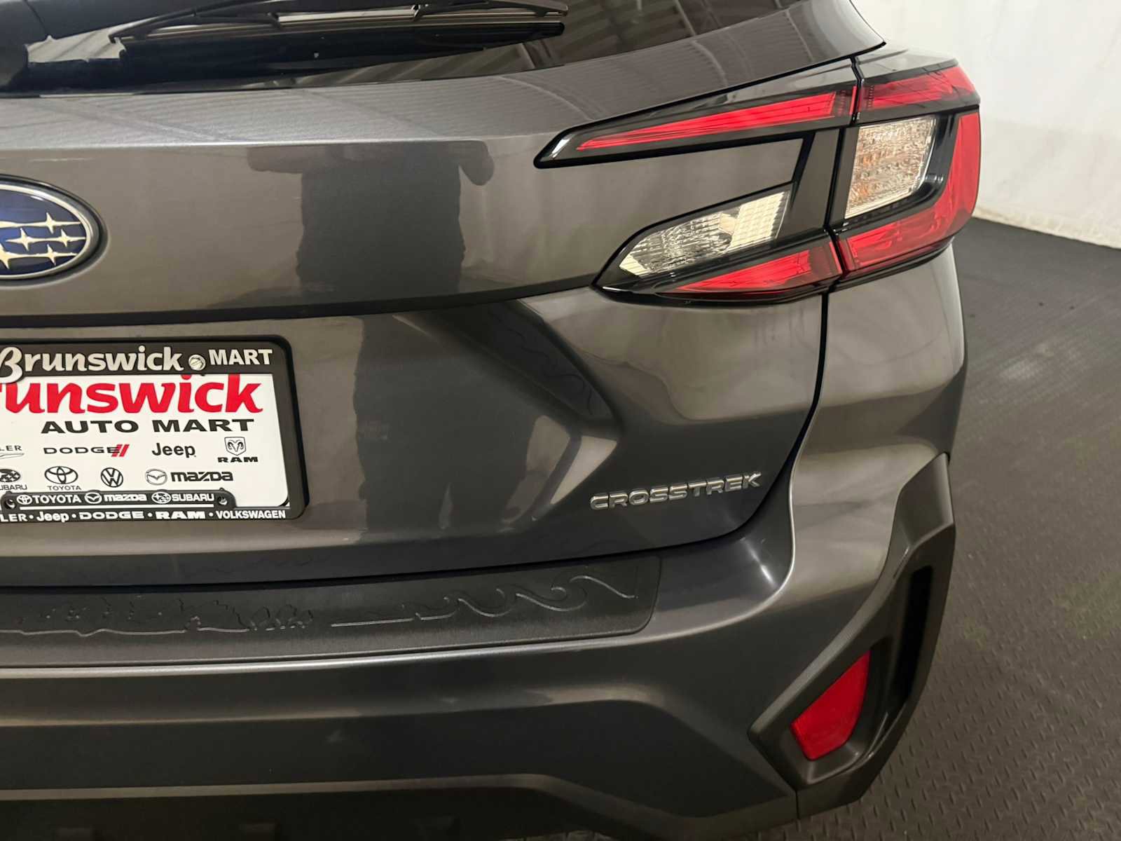 Certified 2024 Subaru Crosstrek 2.0i Premium image 17