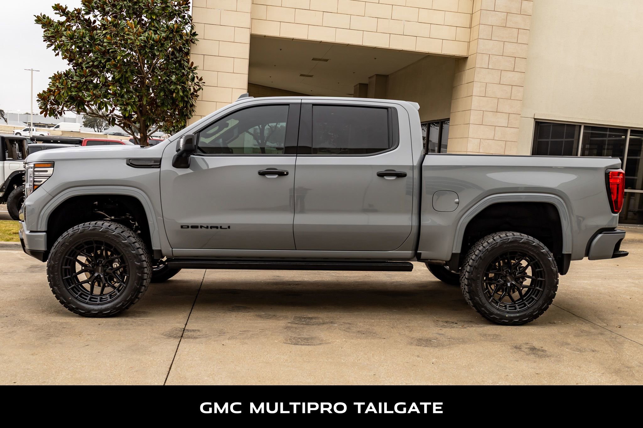 Used 2025 GMC Sierra 1500 Denali Ultimate image 6