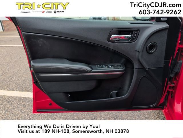 Used 2014 Dodge Charger SXT Plus image 16